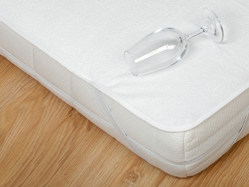 Matracový chránič s PU 90x200 cm nestandard